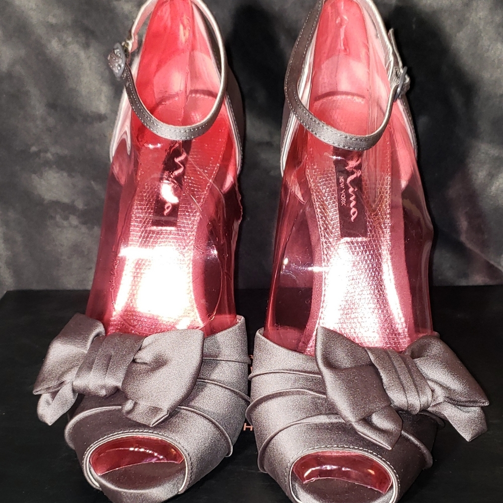 Nina Electra heels in silver